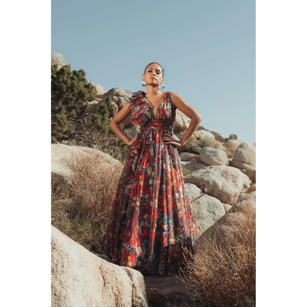 Mac Duggal Wine Sleeveless V-Neck Floral Chiffon Ruffle Ball Gown - Size 6 - Picture 2 of 14